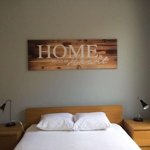 Studio met een King Size Bed